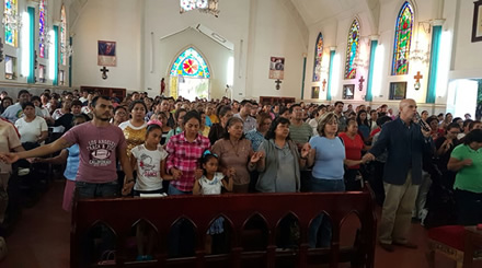 Mircoles 14 de septiembre de 2016, 18:00 hrs. Cortzar, Guanajuato, Parroquia de Nuestra Seora de Guadalupe