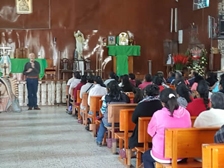 Mircoles de septiembre de 2017, 16 horas. Iglesia del Perpetuo Socorro, Cerro Colorado, Hidalgo.